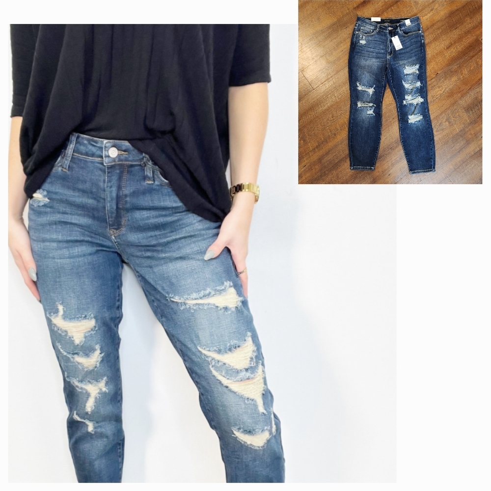 JUDY BLUE Boyfriend Fit High Waist Jeans Distressed Dark Wash Size 14W NWT